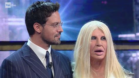 virginia raffaele donatella versace sanremo dailymotion|Donatella Versace e Gabriel Garko .